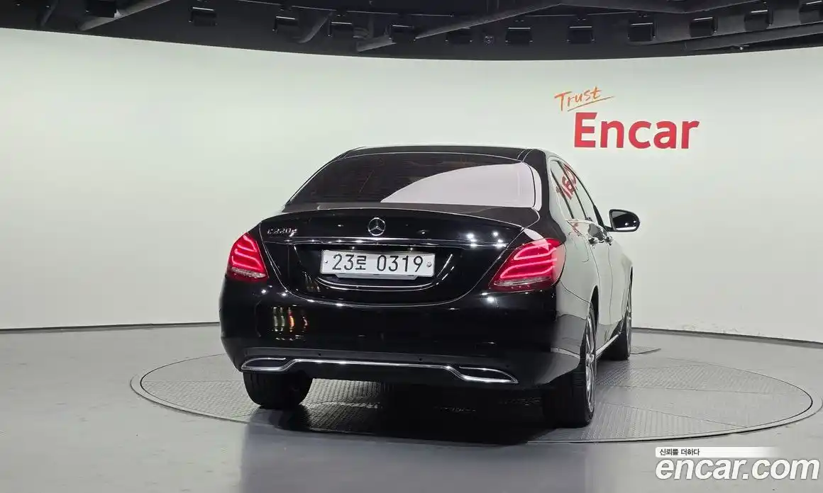 Mercedes-Benz C-Class 2016 2.1 гидро, фото 4 Mercedes-Benz C-Class 2016 2.1 гидро, фото 4