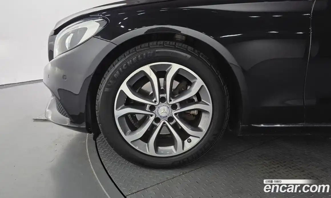 Mercedes-Benz C-Class 2016 2.1 гидро, фото 5 Mercedes-Benz C-Class 2016 2.1 гидро, фото 5
