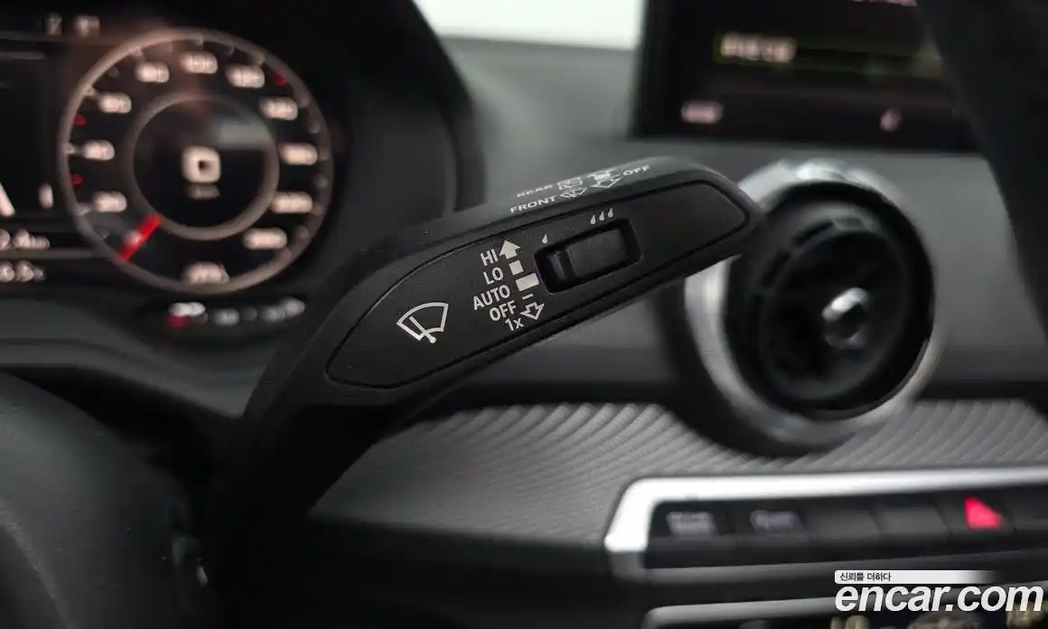 Audi Q2 2023 2.0 автомат (гидро), фото 18