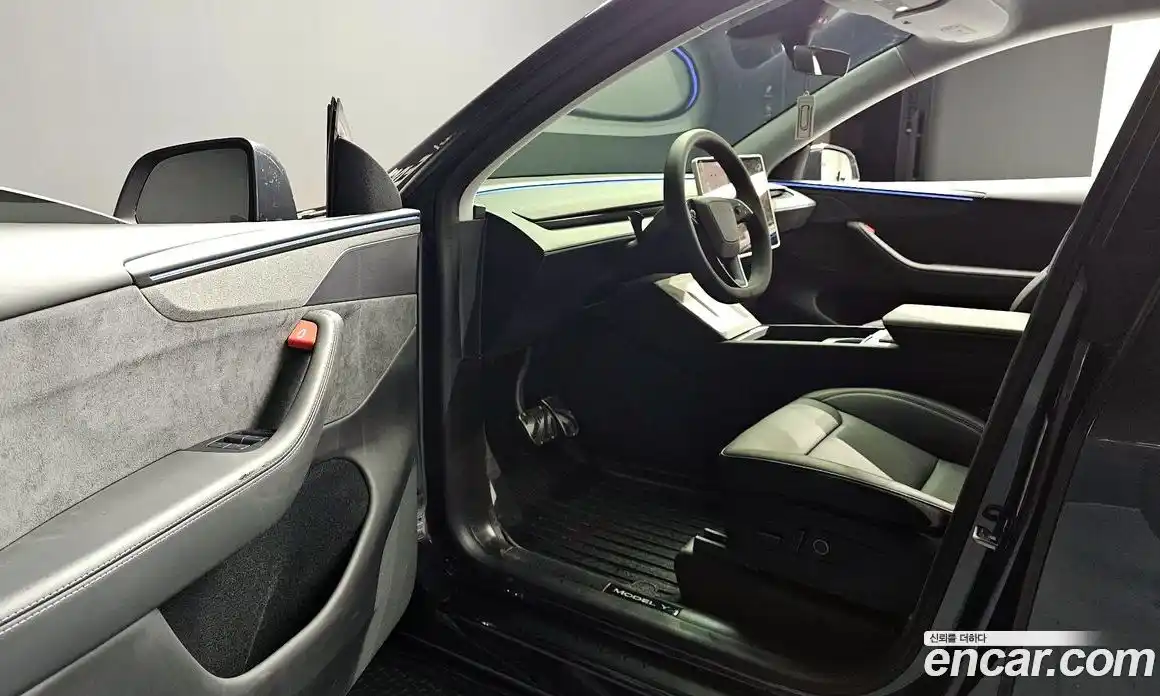 Tesla Model Y 2025 0.4 автомат (гидро), фото 13 Tesla Model Y 2025 0.4 автомат (гидро), фото 13