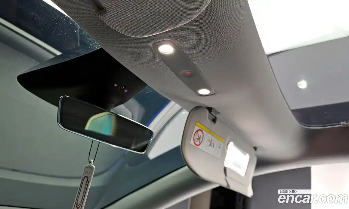 Tesla Model Y 2025 0.4 автомат (гидро), фото 23 Tesla Model Y 2025 0.4 автомат (гидро), фото 23