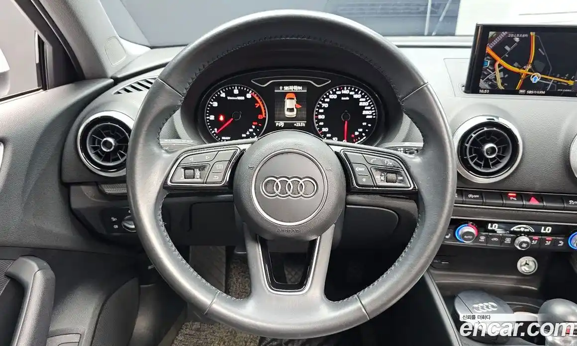 Audi A3 2019 2.0 автомат (гидро), фото 18