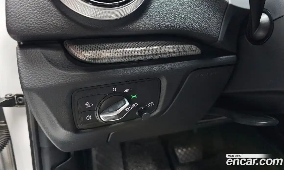 Audi A3 2019 2.0 автомат (гидро), фото 28