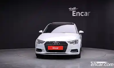 Audi A3 2019 2.0 автомат (гидро), миниатюра 3