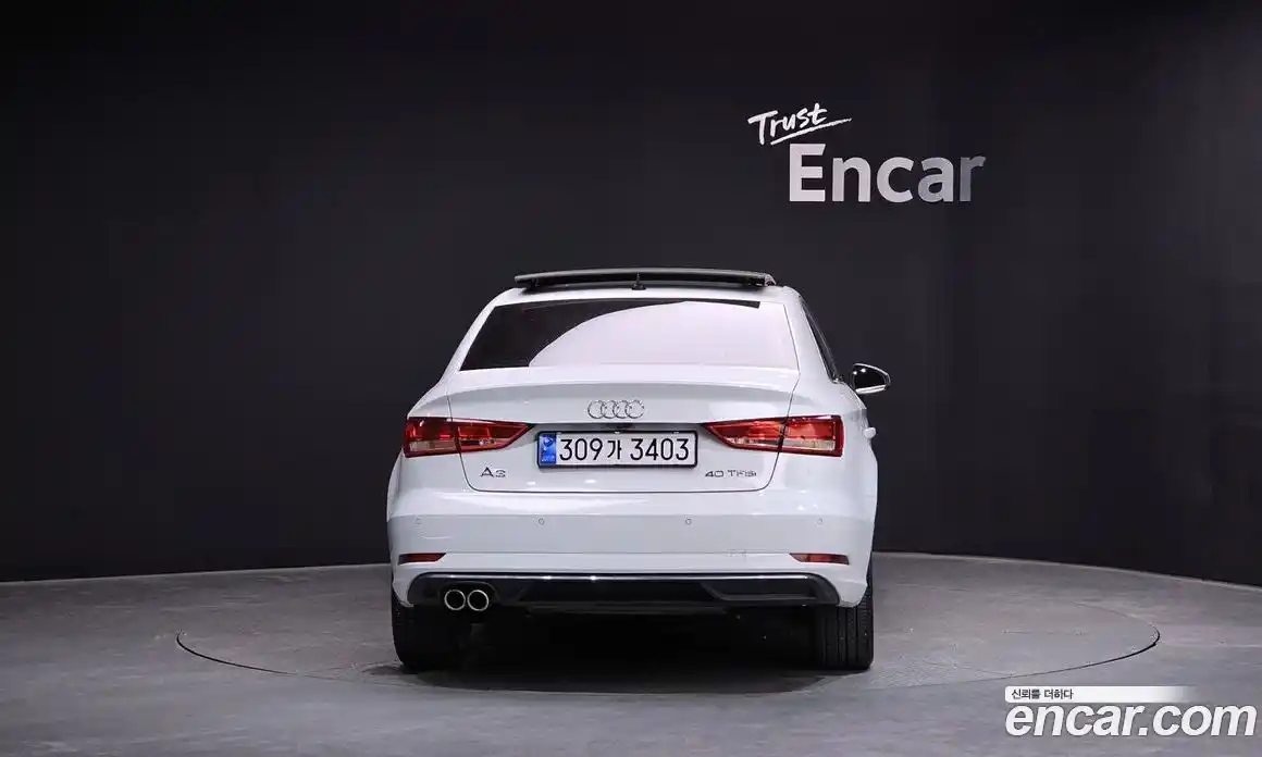 Audi A3 2019 2.0 автомат (гидро), фото 4