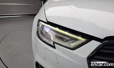 Audi A3 2019 2.0 автомат (гидро), миниатюра 8