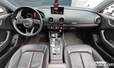 Audi A3 2019 2.0 автомат (гидро), миниатюра 10