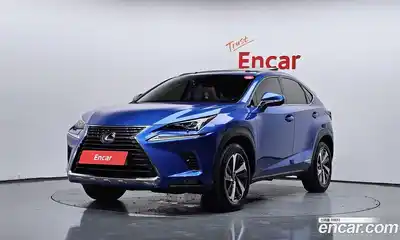 Lexus NX 2019 2.5 автомат (гидро), миниатюра 1 Lexus NX 2019 2.5 автомат (гидро), миниатюра 1