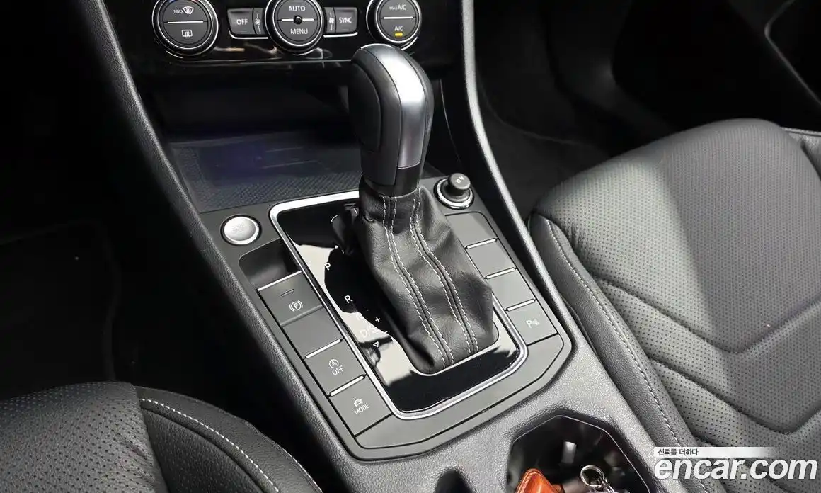 Volkswagen Jetta 2021 1.4 автомат (гидро), фото 9