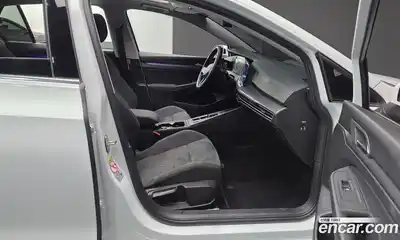 Volkswagen Golf 2022 2.0 автомат (гидро), миниатюра 11