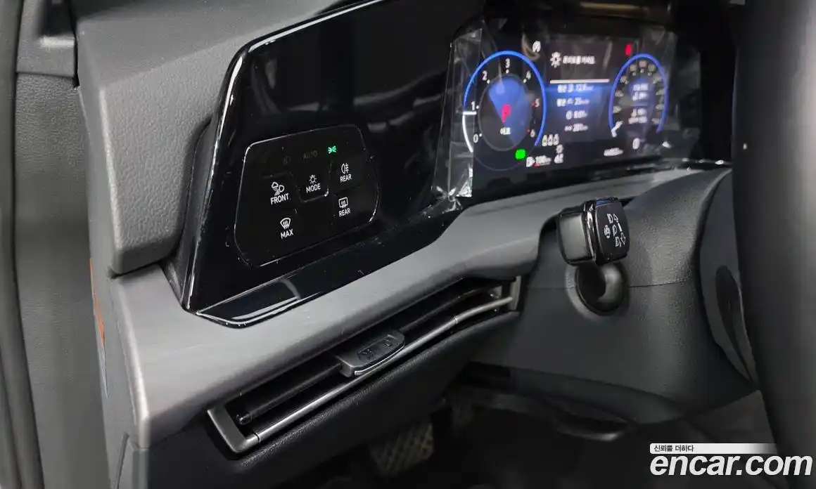 Volkswagen Golf 2022 2.0 автомат (гидро), фото 19
