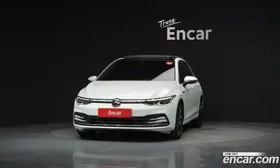 Volkswagen Golf 2022 2.0 автомат (гидро), миниатюра 3
