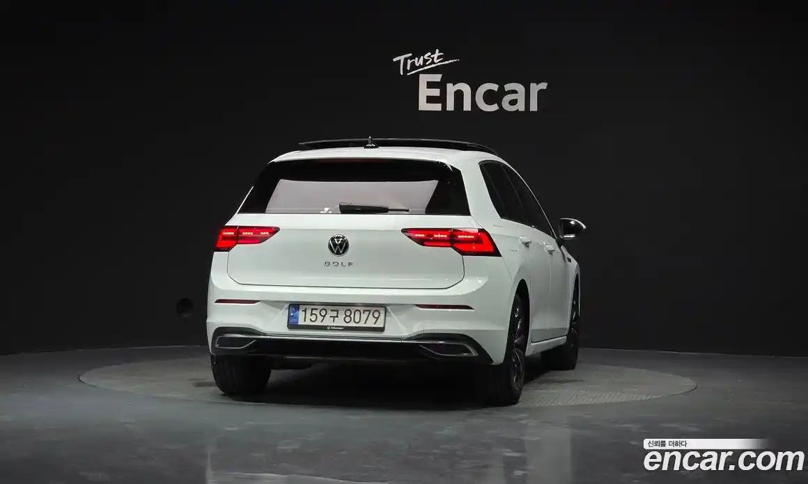 Volkswagen Golf 2022 2.0 автомат (гидро), фото 4