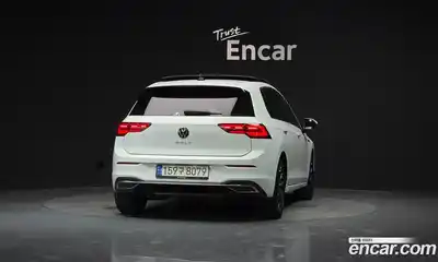 Volkswagen Golf 2022 2.0 автомат (гидро), миниатюра 4