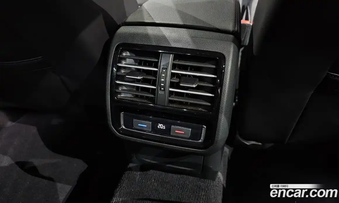Volkswagen Passat 2018 2.0 автомат (гидро), фото 31