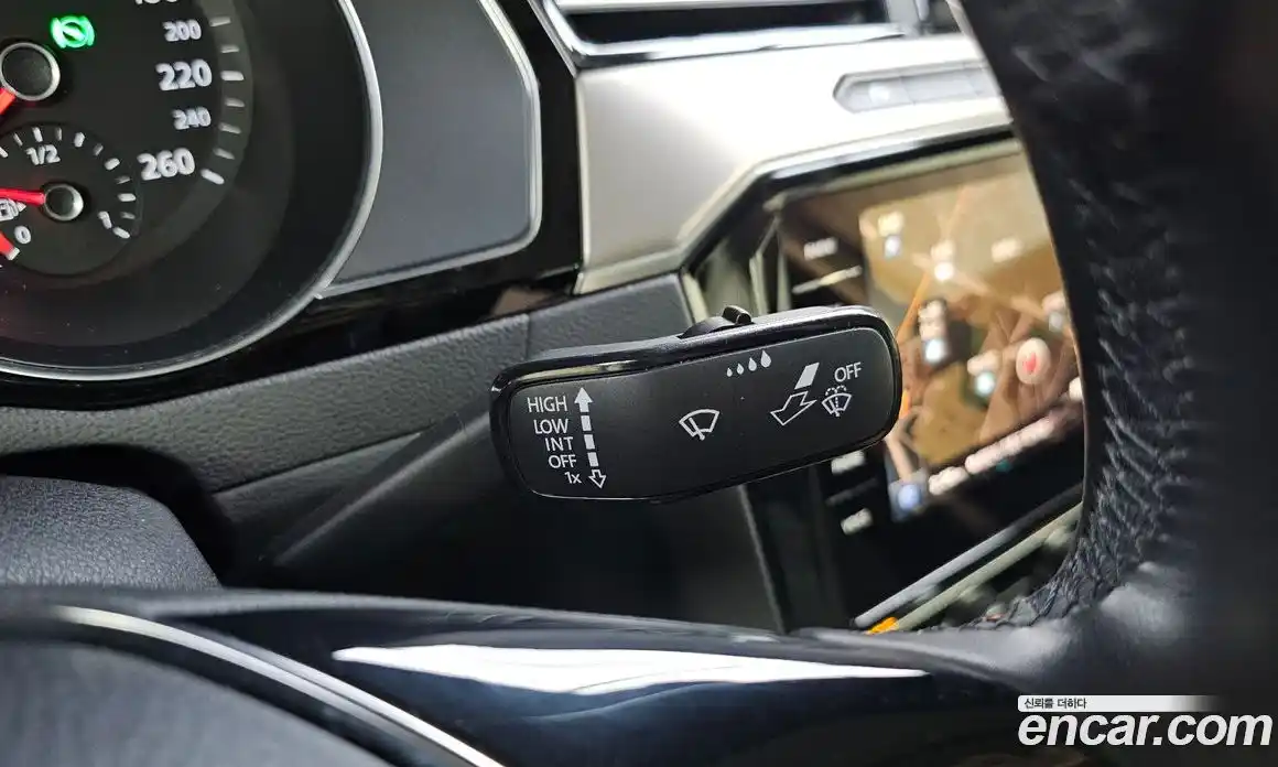 Volkswagen Passat 2018 2.0 автомат (гидро), фото 26