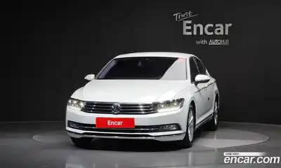 Volkswagen Passat 2018 2.0 автомат (гидро), миниатюра 3