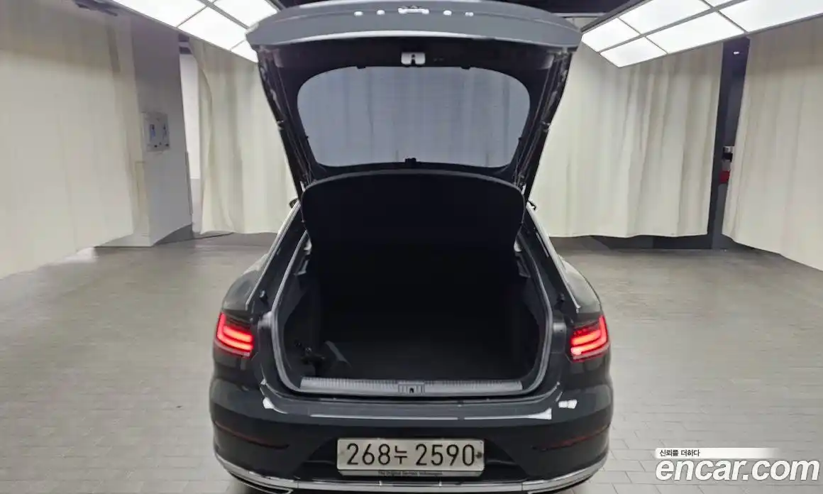Volkswagen Arteon 2019 2.0 автомат (гидро), фото 23