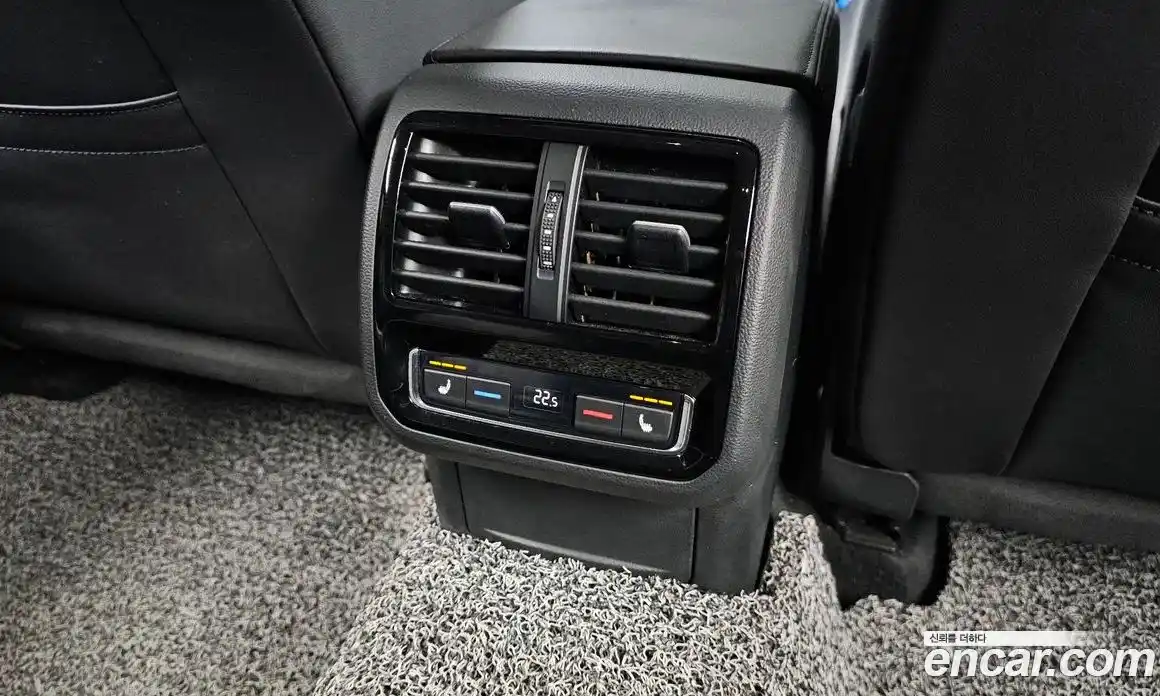 Volkswagen Arteon 2019 2.0 автомат (гидро), фото 31