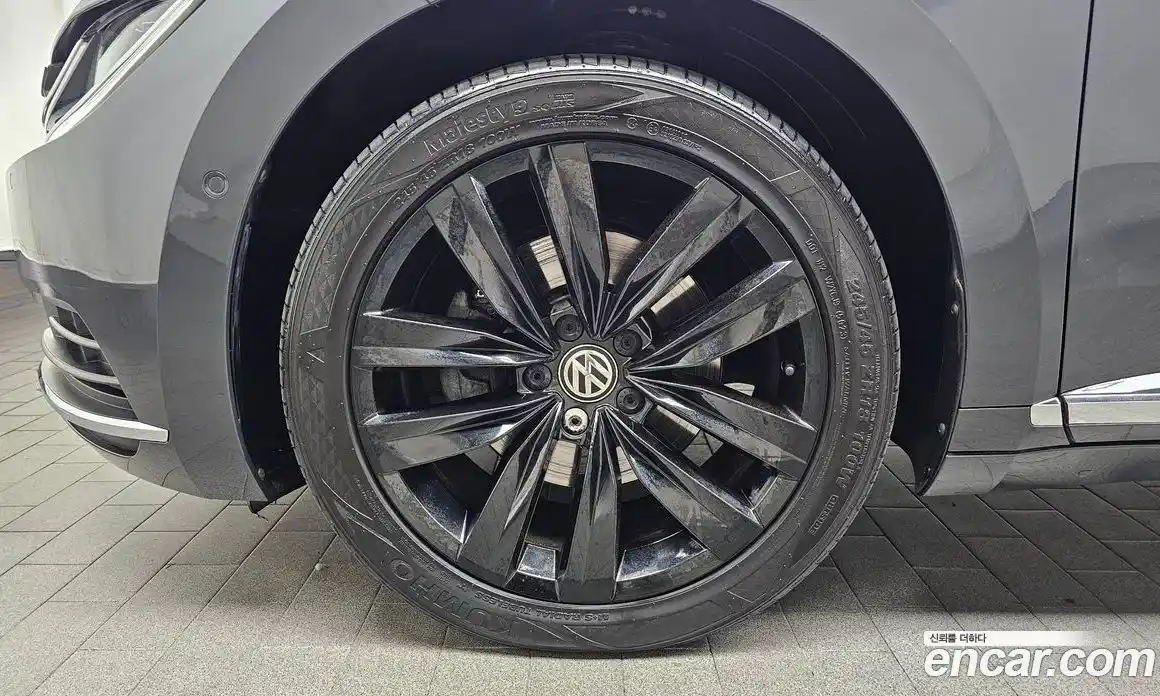 Volkswagen Arteon 2019 2.0 автомат (гидро), фото 5