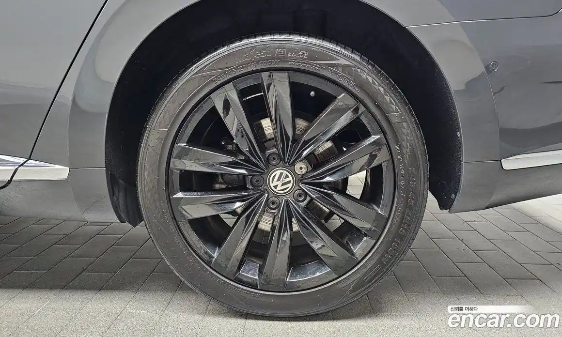 Volkswagen Arteon 2019 2.0 автомат (гидро), фото 7