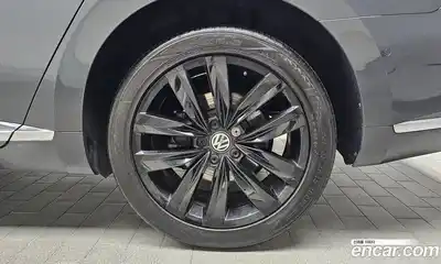 Volkswagen Arteon 2019 2.0 автомат (гидро), миниатюра 7