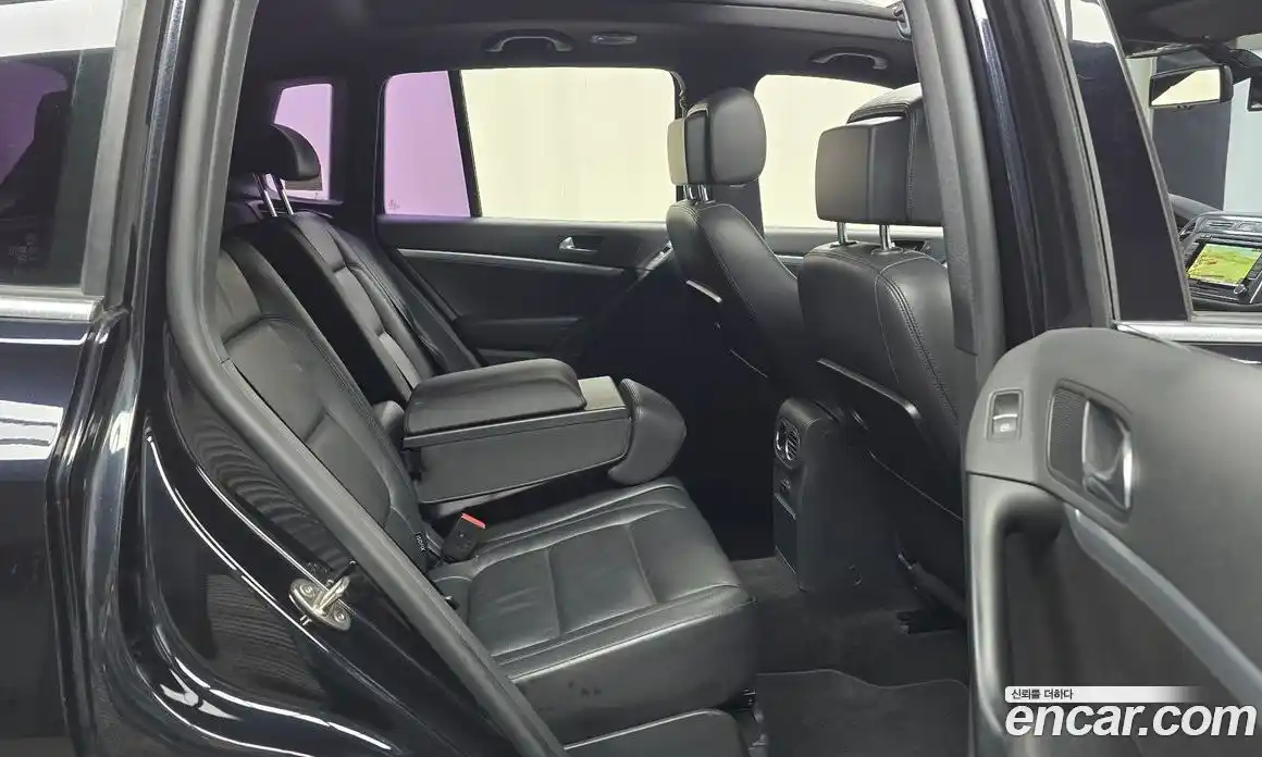 Volkswagen Tiguan 2015 2.0 автомат (гидро), фото 12