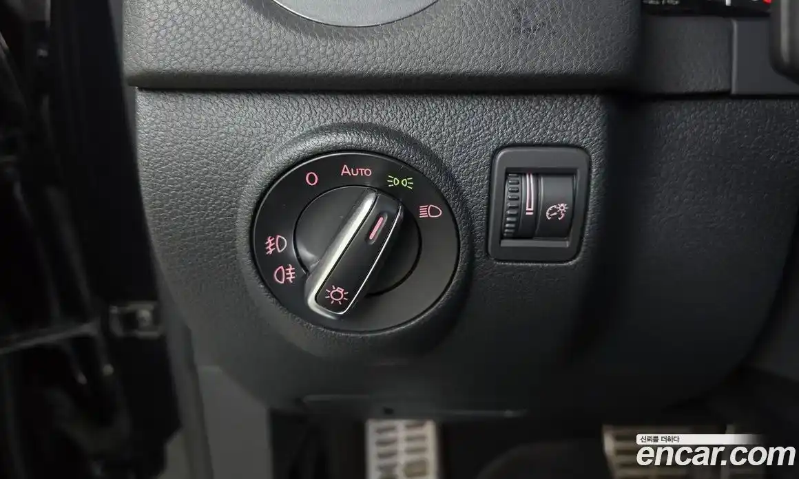 Volkswagen Tiguan 2015 2.0 автомат (гидро), фото 18