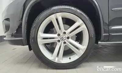 Volkswagen Tiguan 2015 2.0 автомат (гидро), миниатюра 5