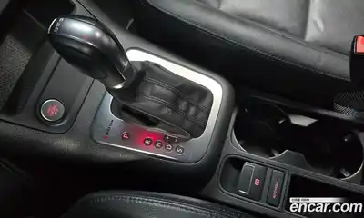 Volkswagen Tiguan 2015 2.0 автомат (гидро), миниатюра 9