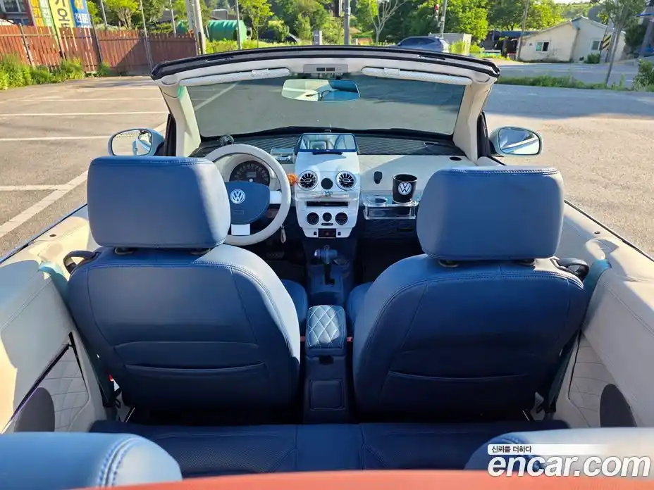 Volkswagen Beatle 2004 2.0 автомат (гидро), фото 11