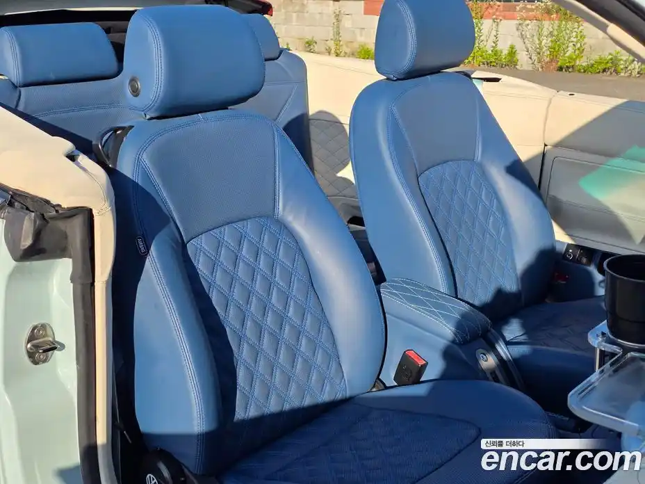 Volkswagen Beatle 2004 2.0 автомат (гидро), фото 15