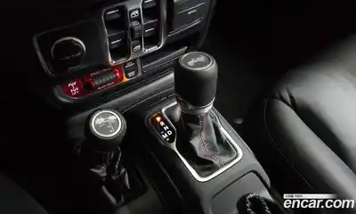 Jeep Wrangler 2023 2.0 автомат (гидро), миниатюра 11