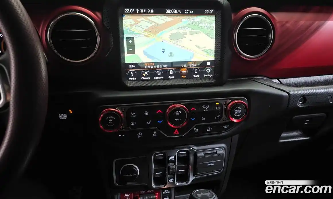 Jeep Wrangler 2023 2.0 автомат (гидро), фото 19