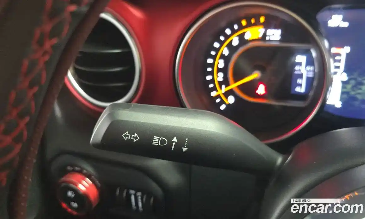 Jeep Wrangler 2023 2.0 автомат (гидро), фото 27