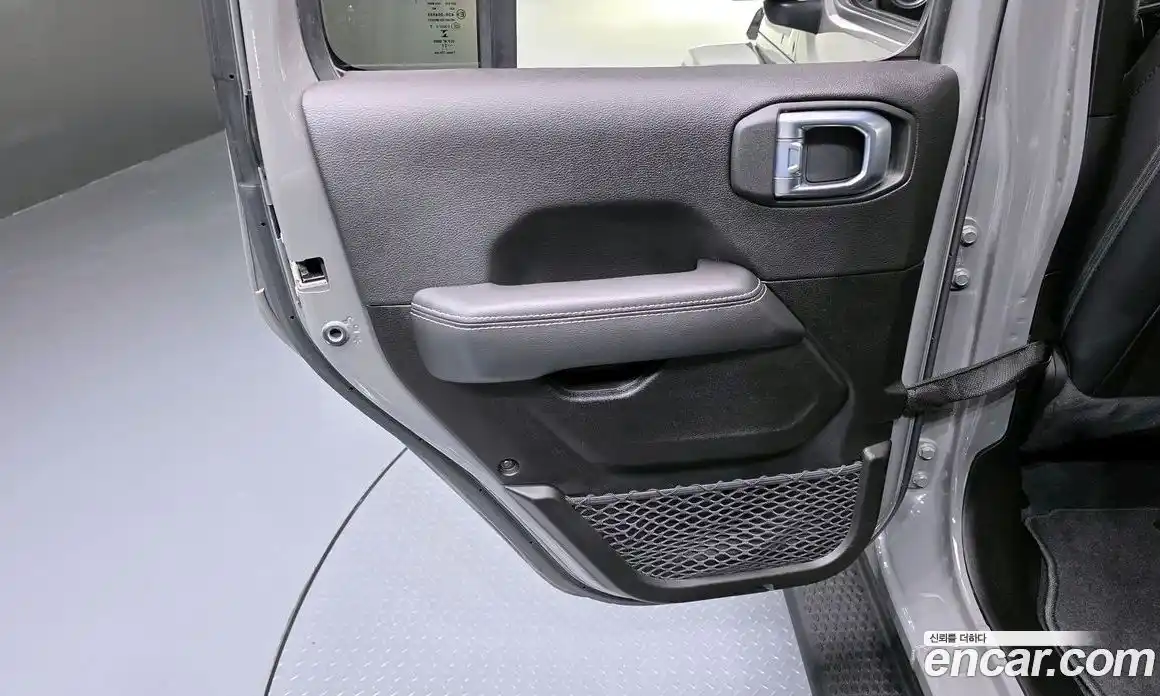 Jeep Wrangler 2022 2.0 автомат (гидро), фото 15