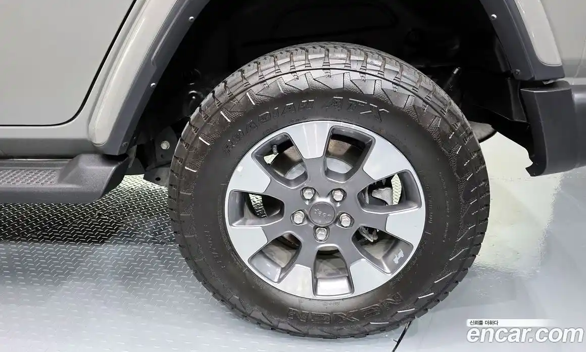 Jeep Wrangler 2022 2.0 автомат (гидро), фото 7