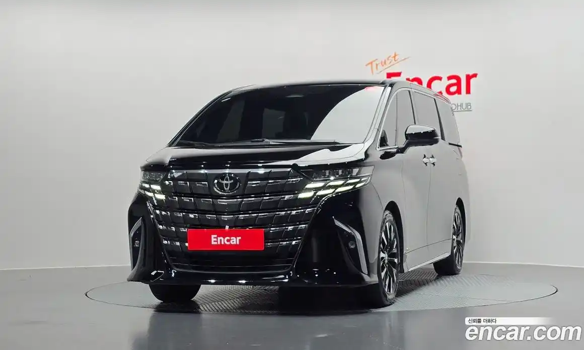 Toyota Alphard 2025 2.5 автомат (гидро), фото 3