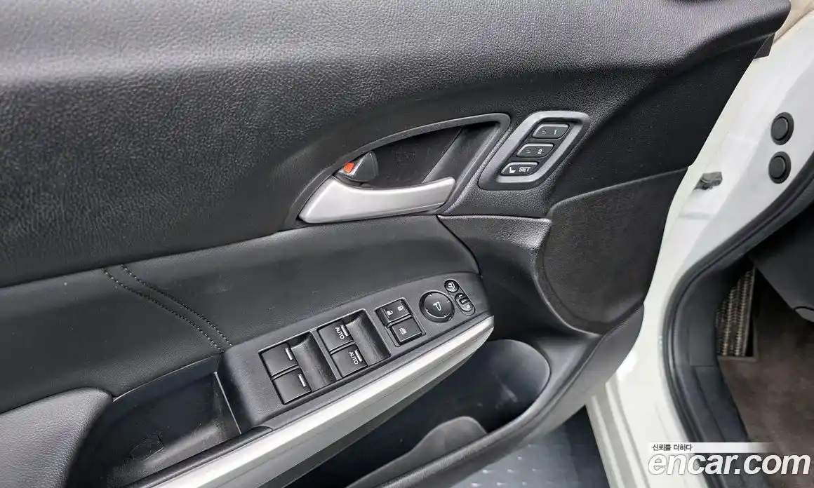 Honda Crosstour 2013 3.5 автомат (гидро), фото 15