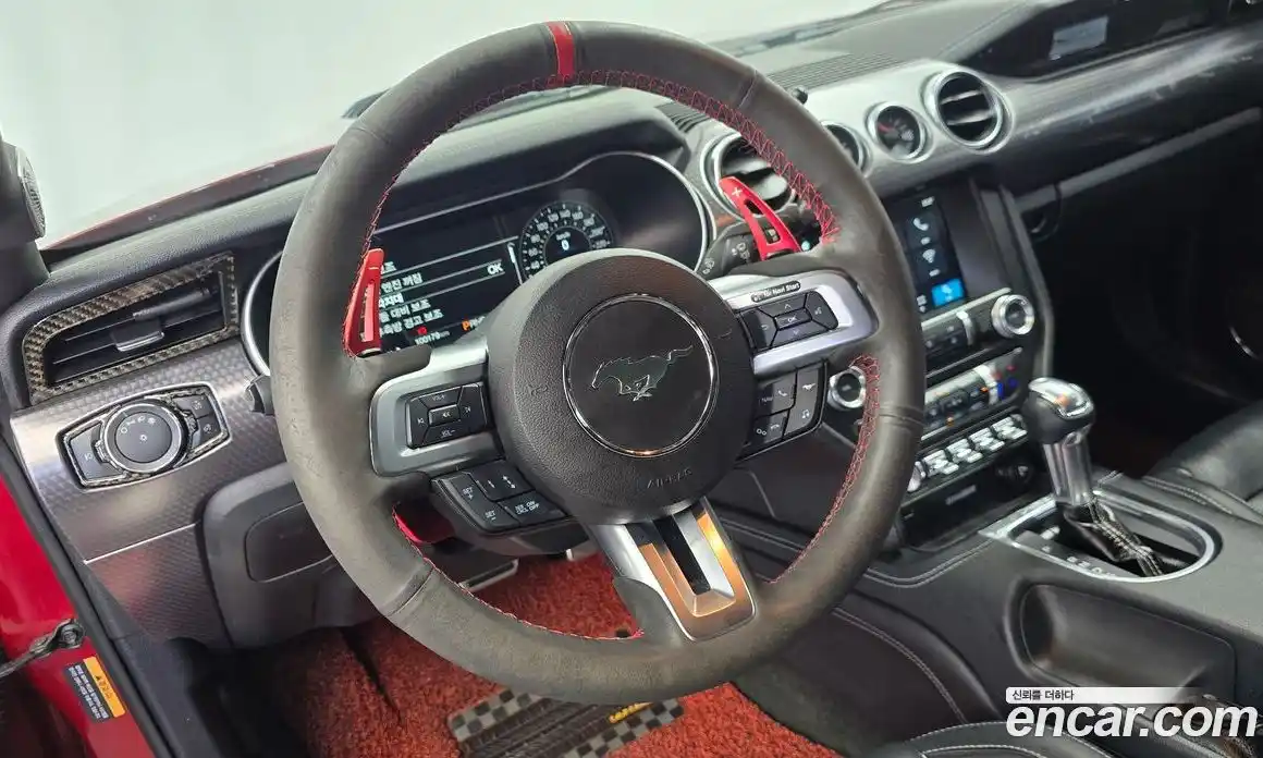 Ford Mustang 2018 2.3 автомат (гидро), фото 13