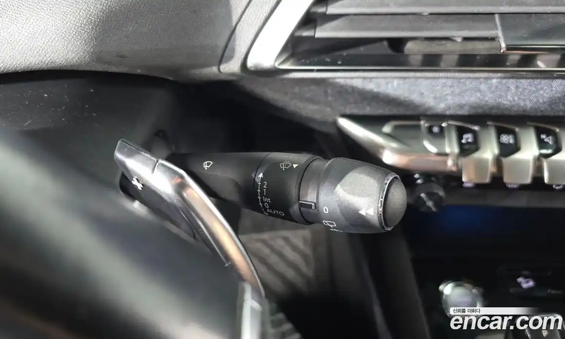 Peugeot 5008 2019 1.5 автомат (гидро), фото 26