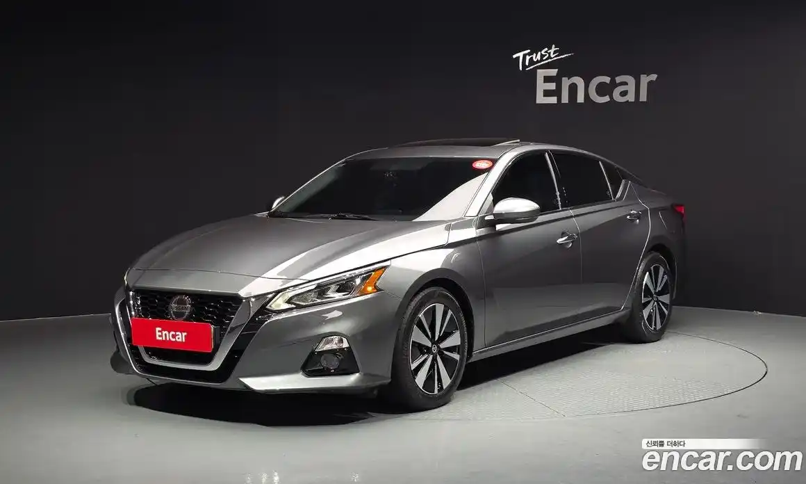 Nissan Altima 2019 2.5 автомат (гидро), фото 1 Nissan Altima 2019 2.5 автомат (гидро), фото 1