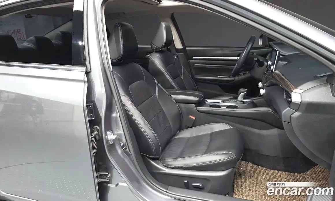 Nissan Altima 2019 2.5 автомат (гидро), фото 17 Nissan Altima 2019 2.5 автомат (гидро), фото 17