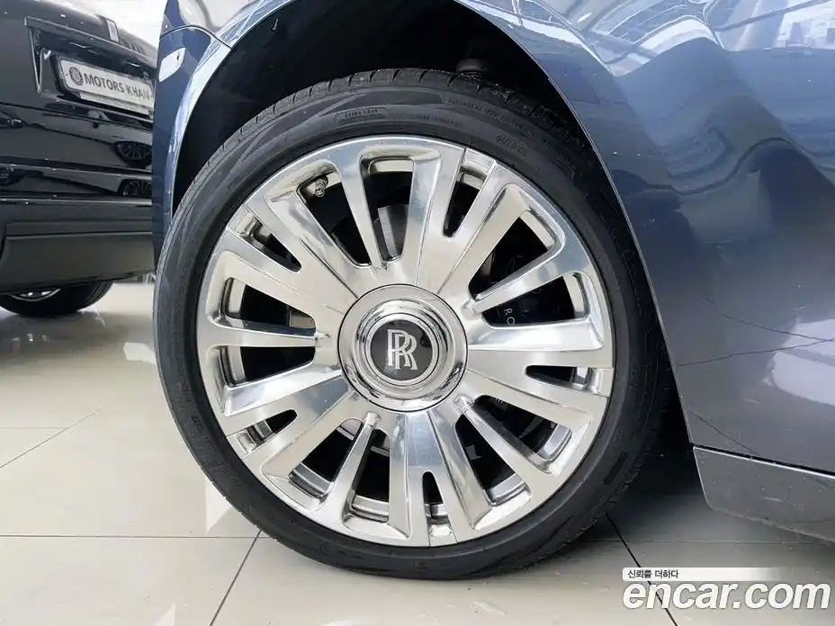Rolls-Royce Ghost 2018 6.6 автомат (гидро), фото 5 Rolls-Royce Ghost 2018 6.6 автомат (гидро), фото 5
