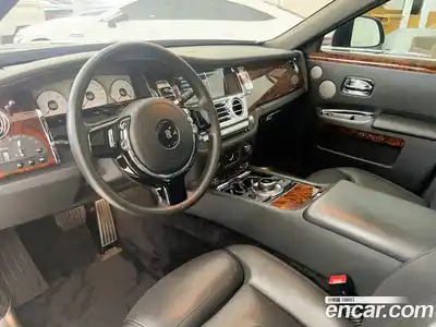 Rolls-Royce Ghost 2018 6.6 автомат (гидро), миниатюра 10 Rolls-Royce Ghost 2018 6.6 автомат (гидро), миниатюра 10
