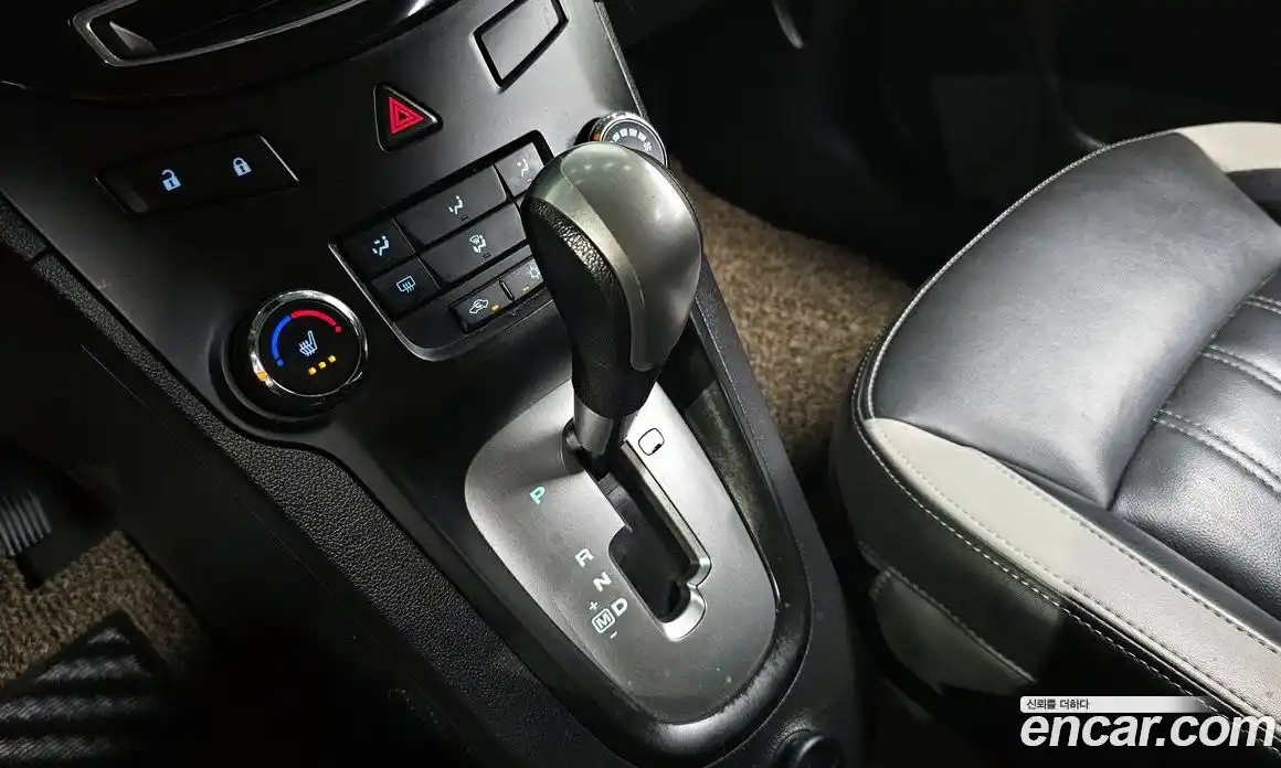 Chevrolet Orlando 2016 2.0 автомат (гидро), фото 9