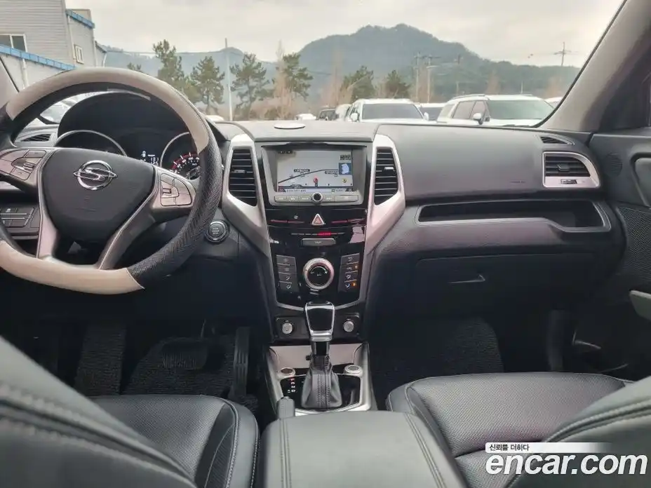 SsangYong TIBOLI 2019 1.6 автомат (гидро), фото 12