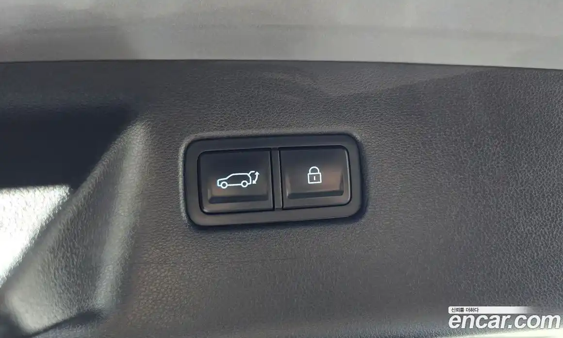Hyundai Santa Fe 2023 1.6 автомат (гидро), фото 19