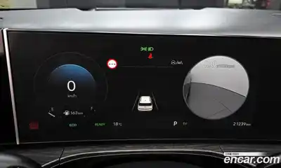 Hyundai Santa Fe 2023 1.6 автомат (гидро), миниатюра 8