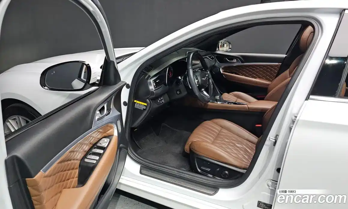 Genesis G70 2019 2.0 автомат (гидро), фото 10